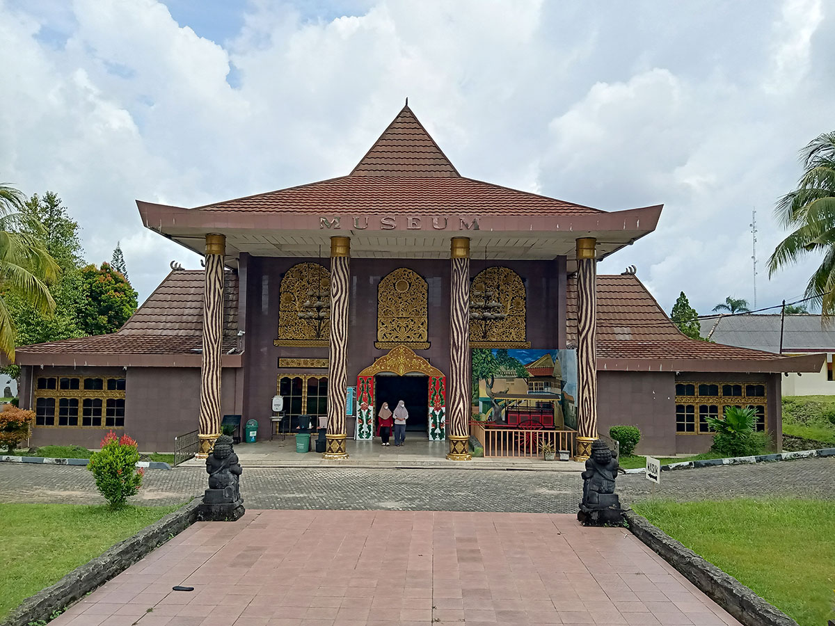 Museum Negeri Balaputra Dewa